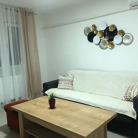 Apartman Slavica Self Check In,Private Parking Osijek Buitenkant foto