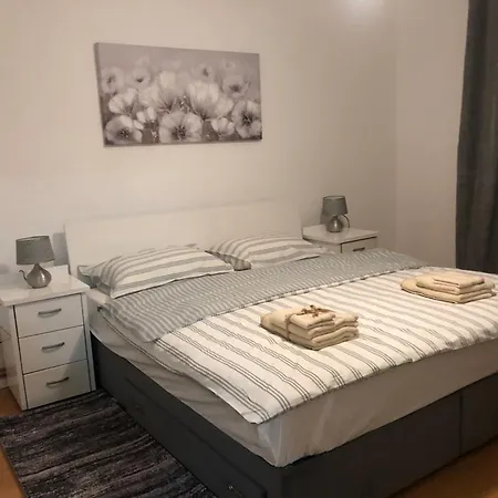 Apartman Slavica Self Check In,Private Parking Osijek Buitenkant foto